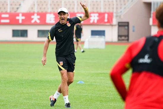 免费极品a∨一视觉盛宴