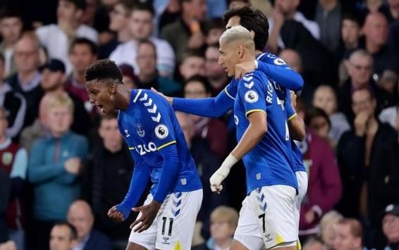 太小的新娘